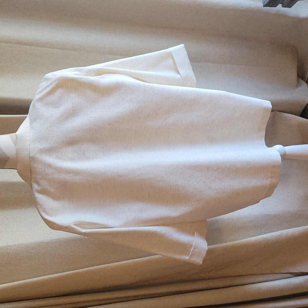 Alice Stuart Cream Blazer with pockets - Picture 5 of 5